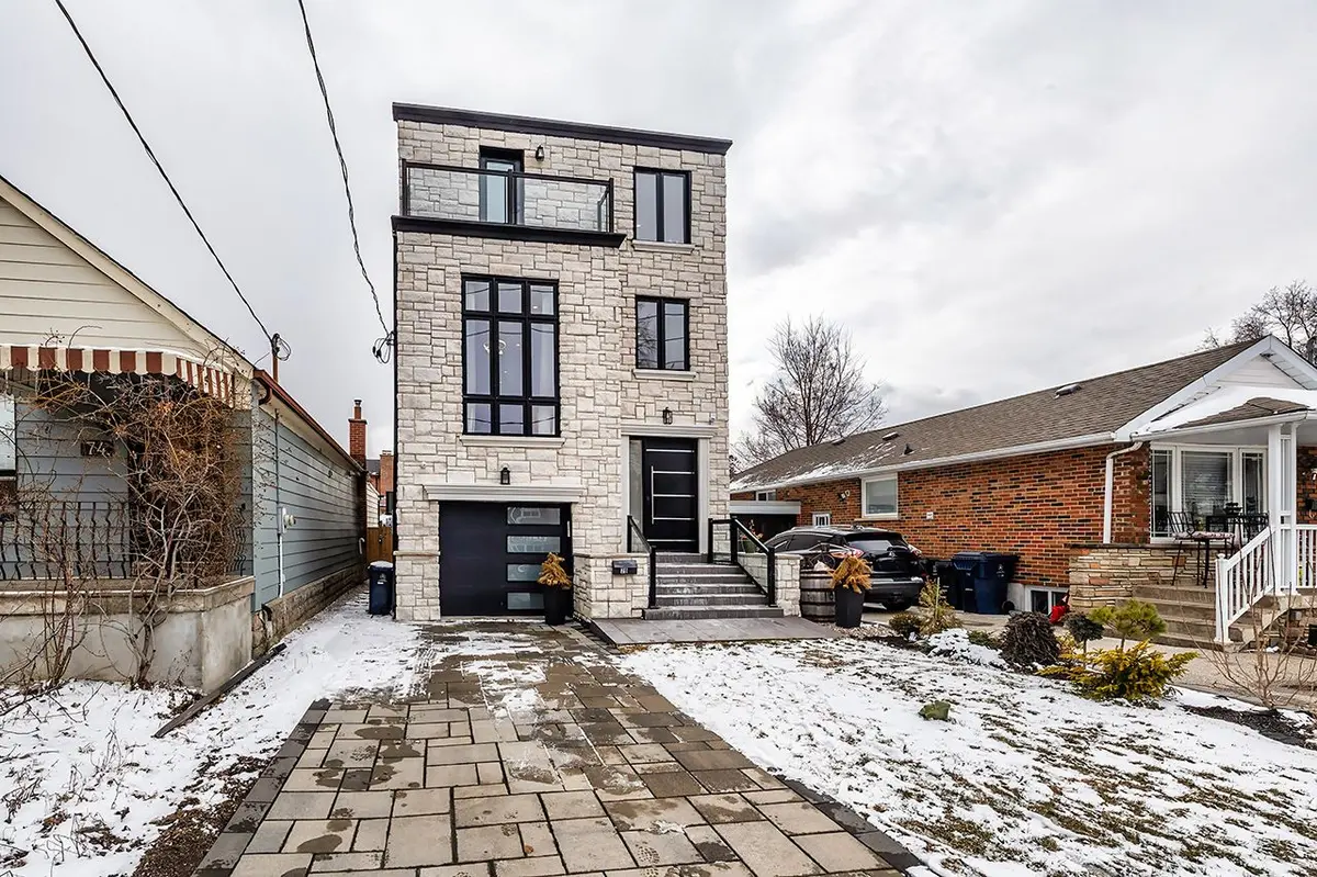 76 Haverson BLVD, Toronto W03, ON M6M 3J9