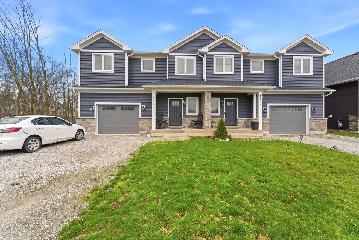 212 Iva ST, Welland, ON L3B 1W4