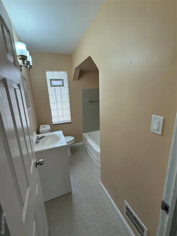 11237 Stockwell ST, Detroit, MI 48224