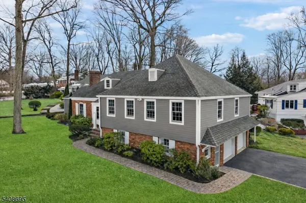 14 Fairfield Dr E, Morris Twp., NJ 07960