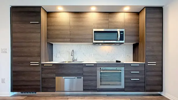 75 Canterbury PL #2508, Toronto C07, ON M2N 2N1