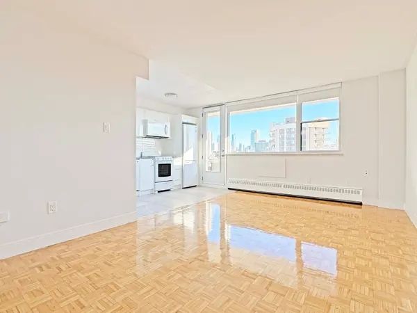 276 St George ST #702, Toronto C02, ON M5R 2P6