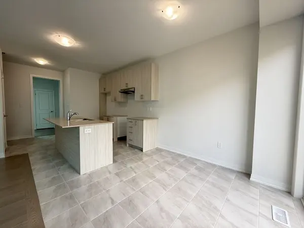 1034 Valhalla TER, Pickering, ON L1X 0P8