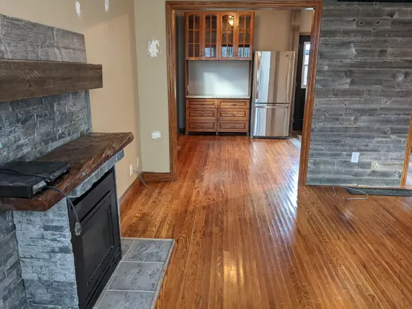 806 Stone ST, Oshawa, ON L1J 1A8