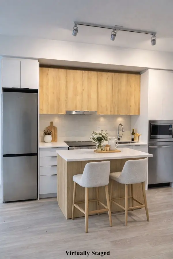 9763 Markham RD #207, Markham, ON L6E 0W4