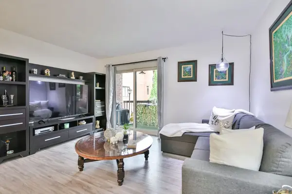 179 Edgehill DR #B6, Barrie, ON L4N 1L9