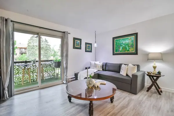 179 Edgehill DR #B6, Barrie, ON L4N 1L9