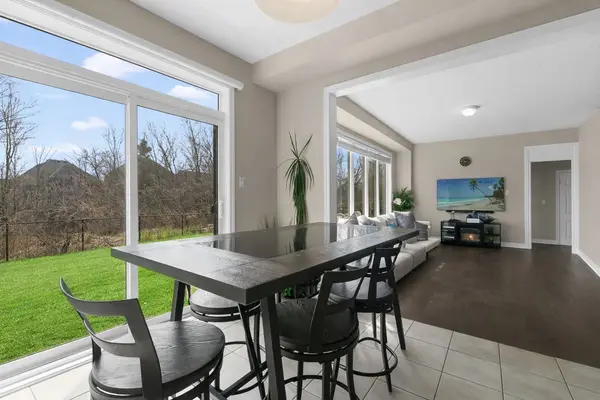 56 Kirby AVE, Collingwood, ON L9Y 3Y8