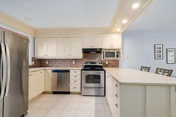 522 Oxbow CRES, Collingwood, ON L9Y 5B4