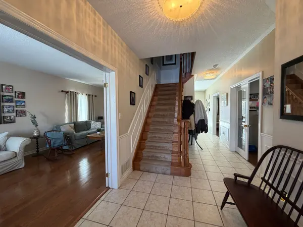 1 Buman CT, Barrie, ON L4N 0L3