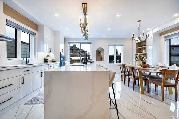 76 Haverson BLVD, Toronto W03, ON M6M 3J9