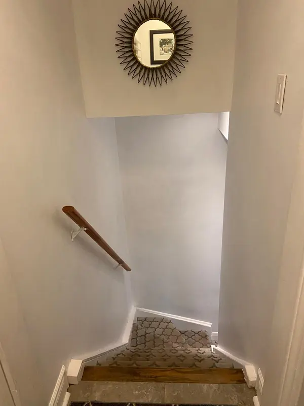 1150 Jamesway BLVD #(Bachelor Basement Apt), Oakville, ON L6H 2Z7