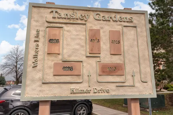 4005 Kilmer DR #210, Burlington, ON L7M 4M2