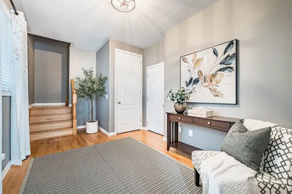 9 Melbrit LN, Caledon, ON L7C 4C9