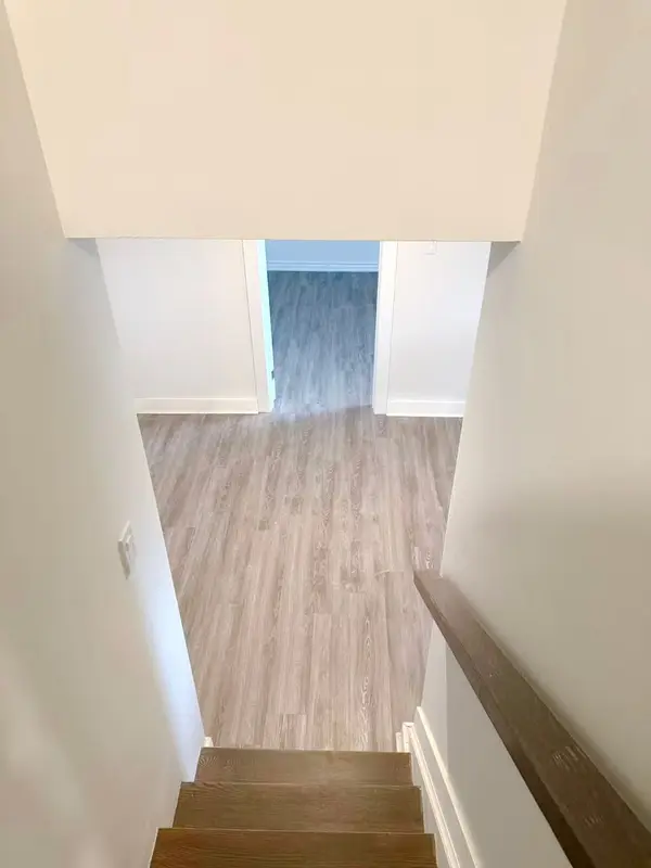 741 Proctor RD #Lower, Burlington, ON L7R 3E5