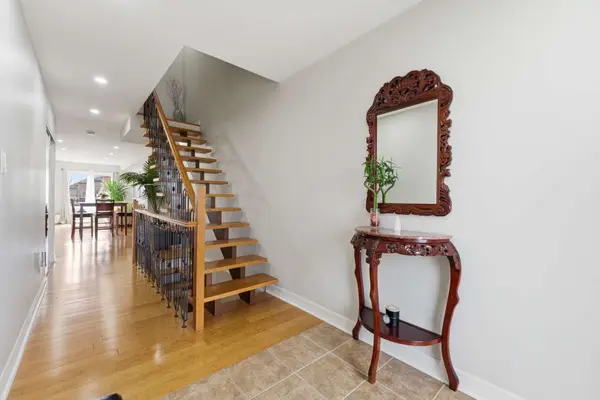 9 Bolton Camp WAY, Caledon, ON L7E 2Y7