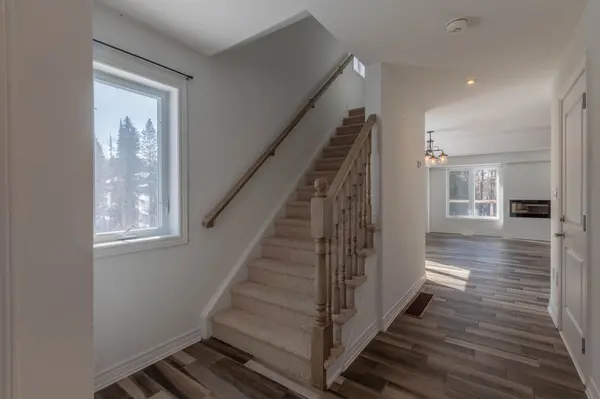 13 Brookside XING, Huntsville, ON P1H 1C9