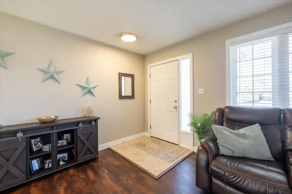 205 Symes ST, Southwest Middlesex, ON N0L 1M0