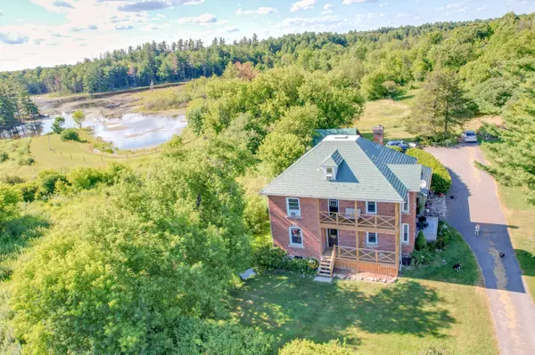 89 Morrow RD, Front Of Leeds & Seeleys Bay, ON K0E 1L0