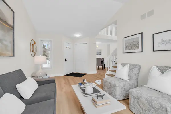 1 Balfour CT, Guelph, ON N1L 1A9