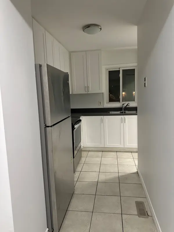 151 Bonaventure DR N #22, London East, ON N5V 4M1