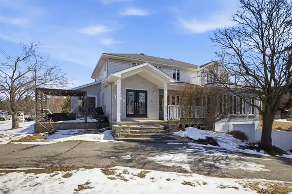 1495 Belcourt BLVD, Orleans - Convent Glen And Area, ON K1C 1M3