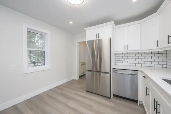 186 VICTORIA ST, Southwest Middlesex, ON N0L 1M0