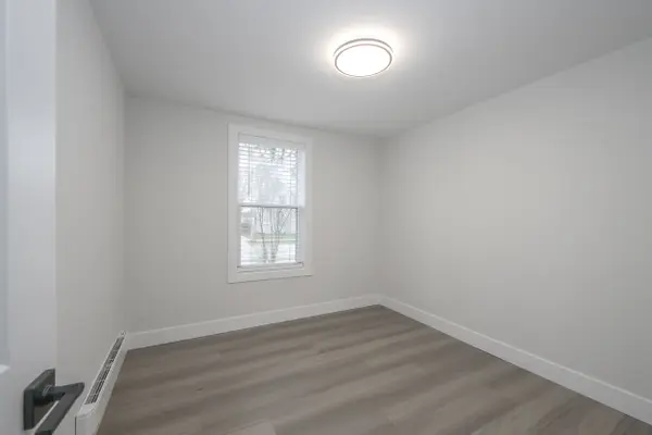 186 VICTORIA ST, Southwest Middlesex, ON N0L 1M0