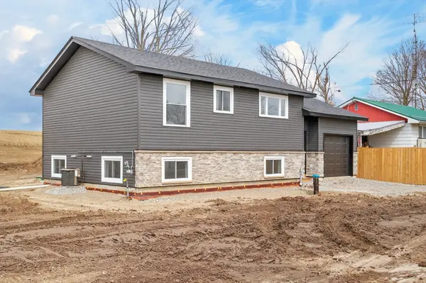 934 Mount Pleasant RD, Cavan Monaghan, ON L0A 1C0