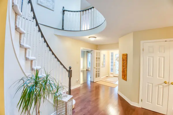 27 Sherk CRES, Kanata, ON K2K 2L3