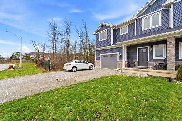 212 Iva ST, Welland, ON L3B 1W4