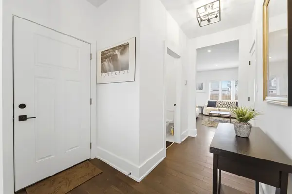 212 Iva ST, Welland, ON L3B 1W4