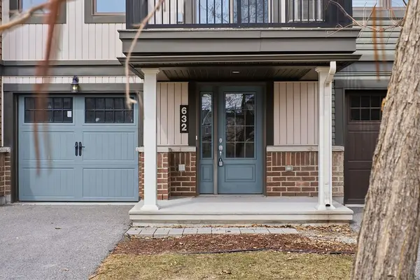 632 Lauraleaf CRES, Barrhaven, ON K2J 6G9