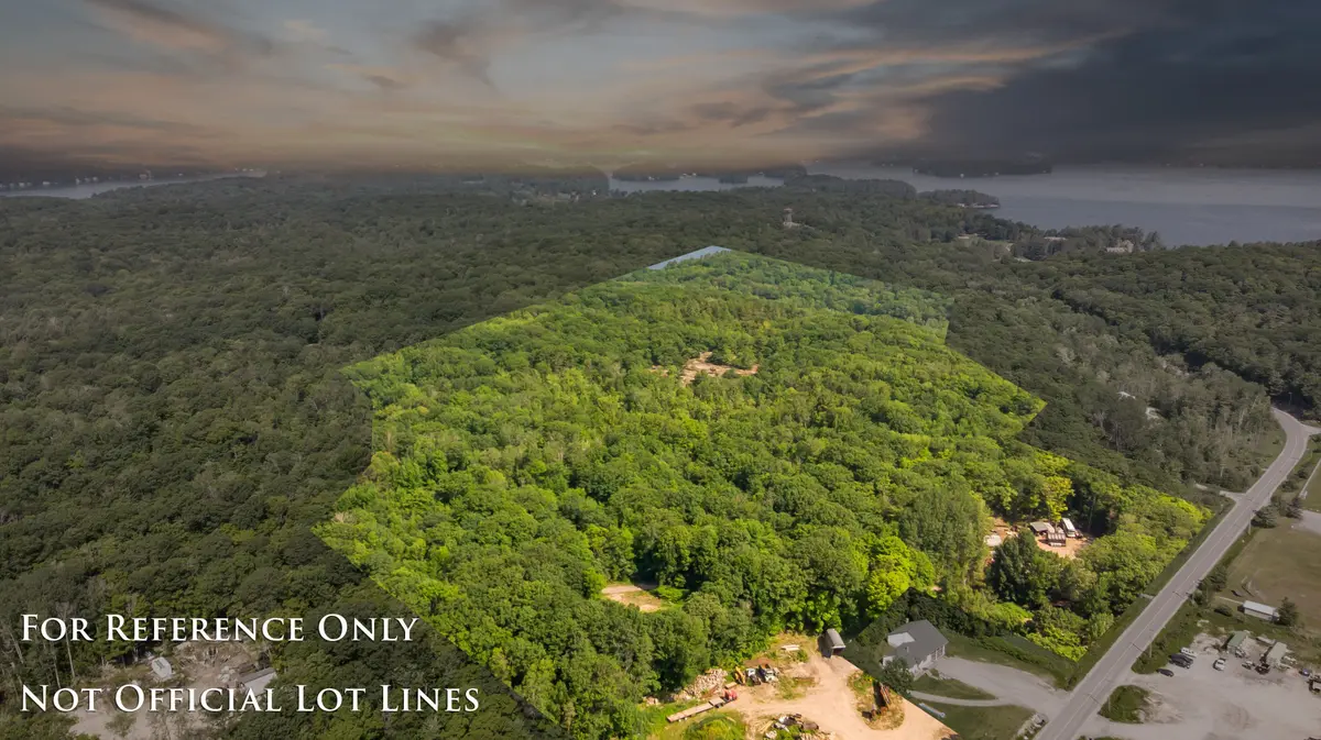 1091 Ferndale RD, Muskoka Lakes, ON P0B 1J0