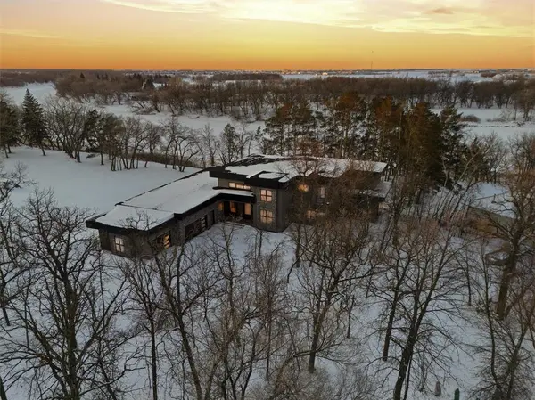 13 Thorlakson PL, Headingley, MB R4H 1A7