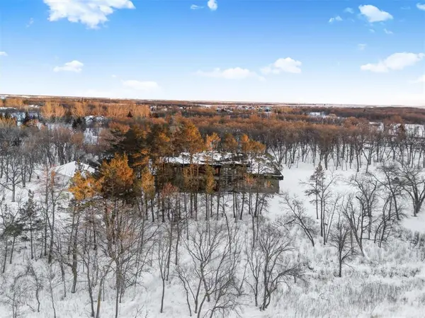 13 Thorlakson PL, Headingley, MB R4H 1A7