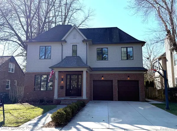 864 Chestnut ST, Birmingham, MI 48009