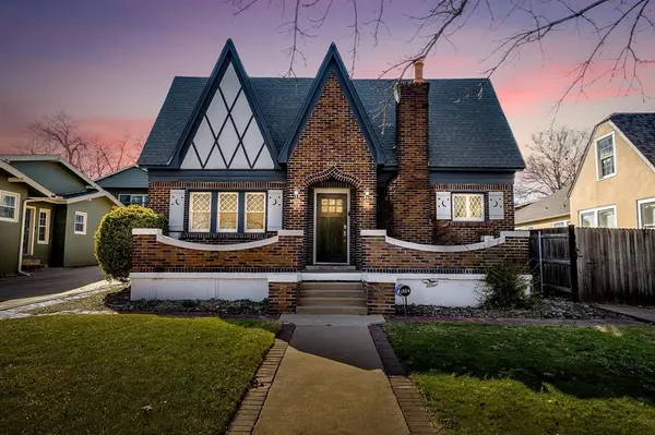 1804 Thomas Place, Fort Worth, TX 76107