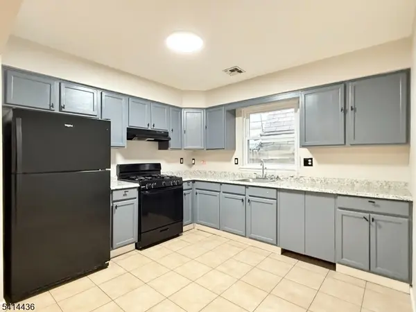 83 Peabody Pl, Newark City, NJ 07104