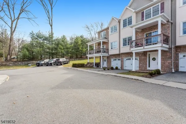 3 Brandon Ct, Butler Boro, NJ 07405