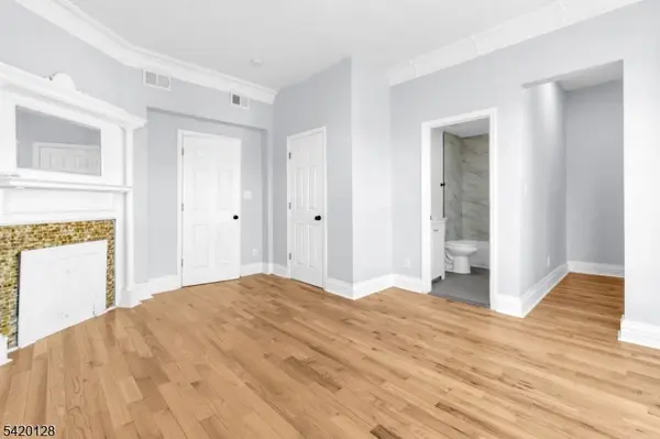 157 Fairmount Ave #2, Newark City, NJ 07103