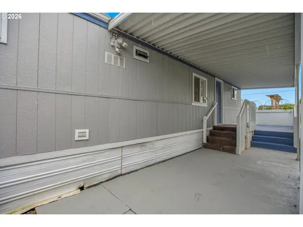 1220 NE KNOWLES DR, Vancouver, WA 98685