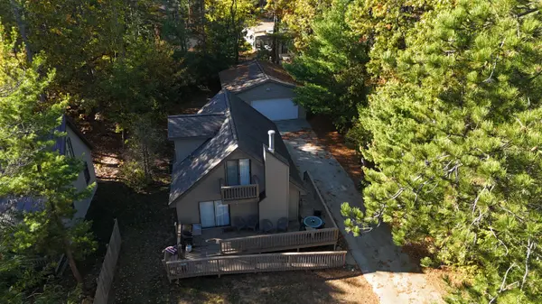 1733 N Lakeview DR, Golden Twp, MI 49436