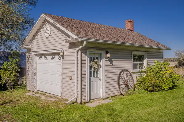 3012 8th Concession RD, Adjala-tosorontio, ON L0G 1W0