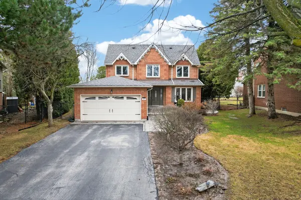 89 Marsden CT,  Newmarket,  ON L3Y 7P6