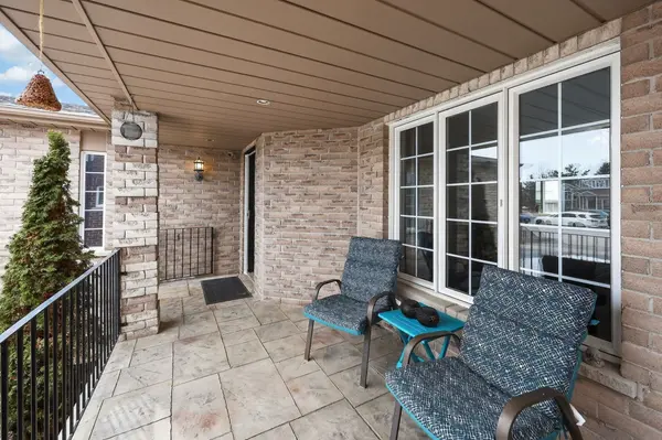 44 Sherwood CT, Barrie, ON L4N 9V1