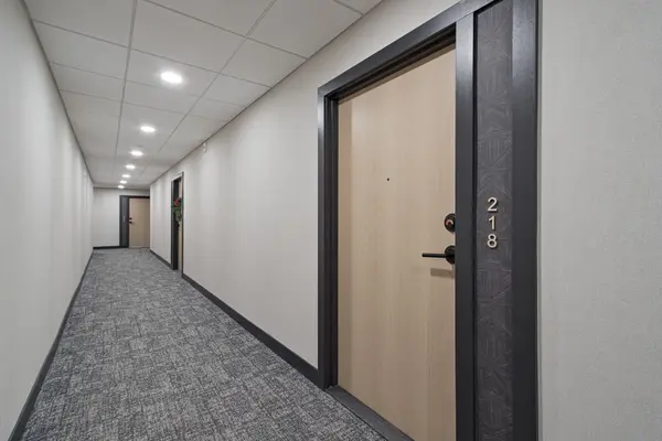 31 Huron ST #218, Collingwood, ON L9Y 0E8