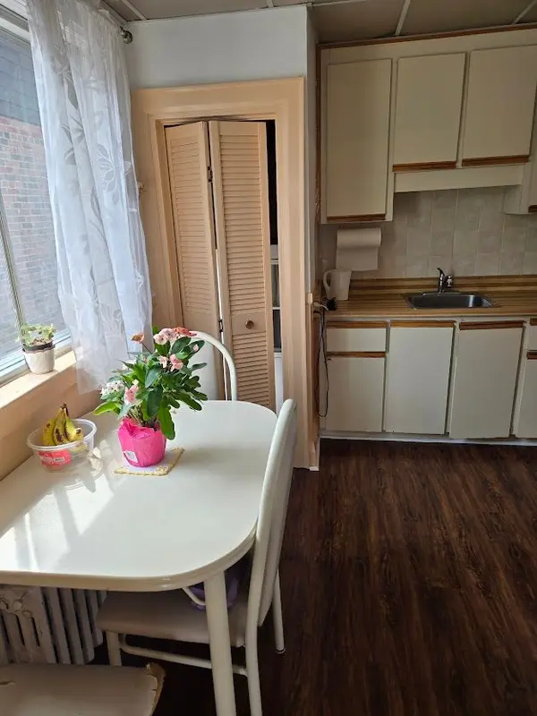 26 Landour AVE, Toronto W03, ON M6M 4J4