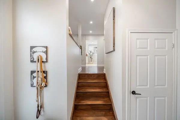 326 Whitehead CRES, Caledon, ON L7E 3Y5