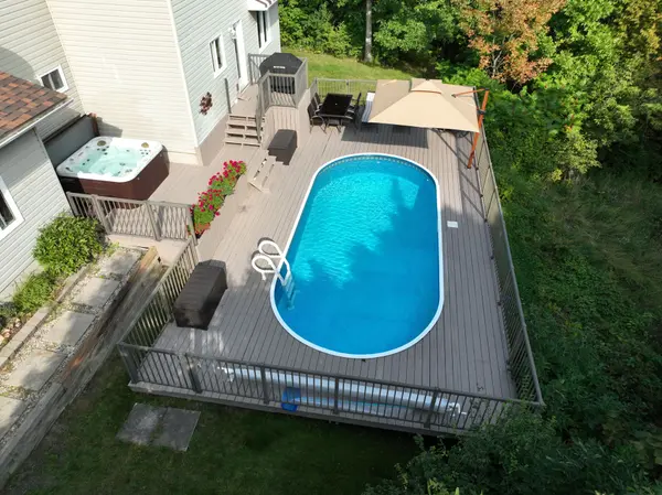 147 Selton RD, Leeds And The Thousand Islands, ON K0E 1L0